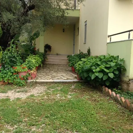 Apartment Eleana
